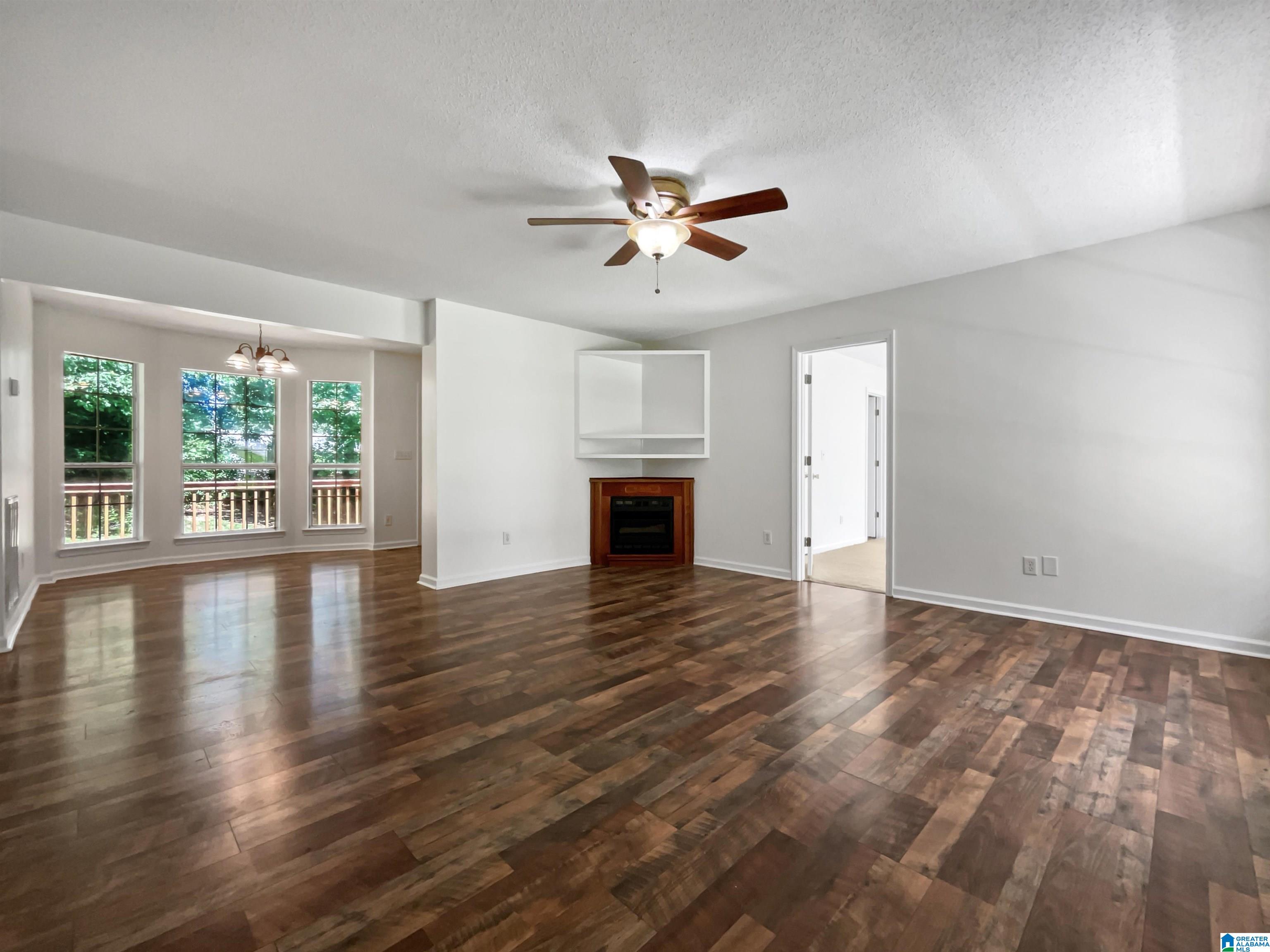 203 Fennell Street Sumiton, AL 35148 - Photo 4 of 18