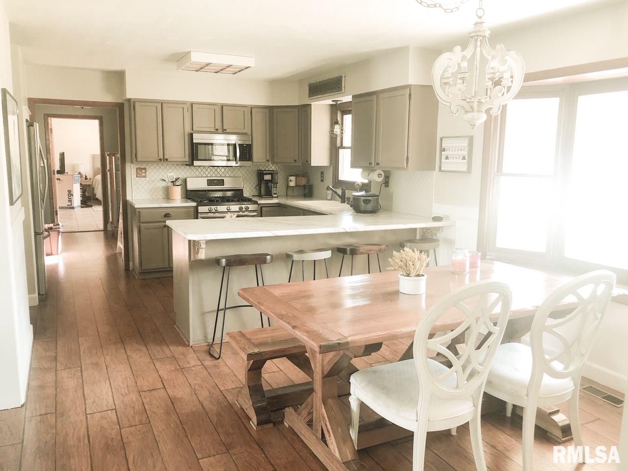 619 Covered Bridge Road Glenarm, IL 62536 - Photo 9 of 31 Gallery Image 9