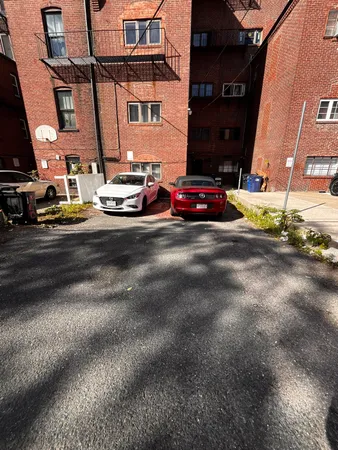 $325 | 513 Beacon Street, Boston, MA 02215