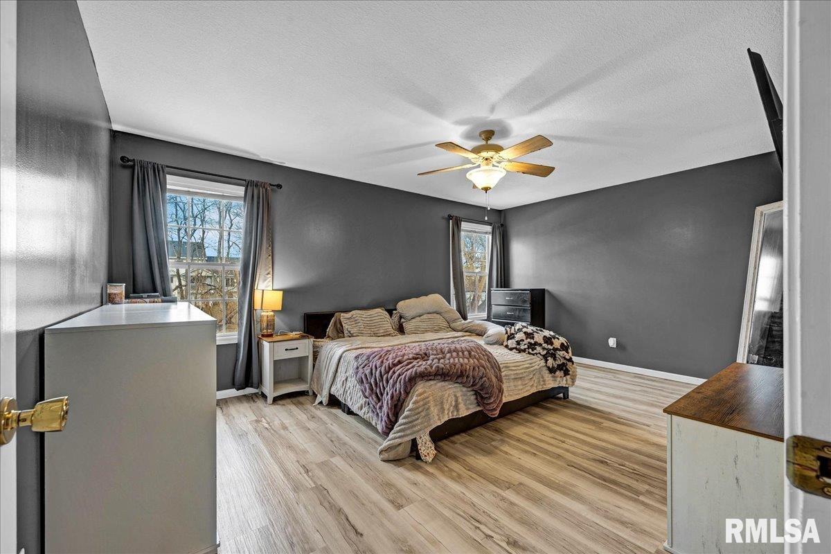 1721 West Geneva Road Peoria, IL 61615 - Photo 13 of 44