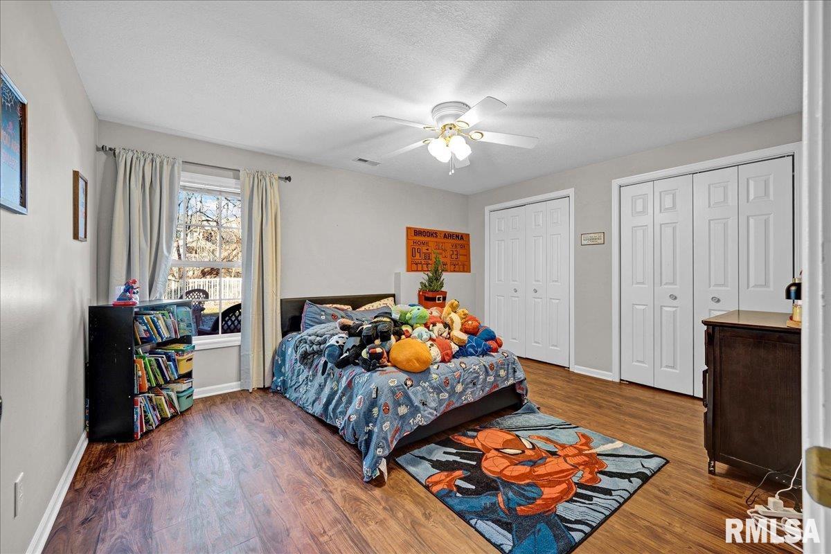 1721 West Geneva Road Peoria, IL 61615 - Photo 18 of 44