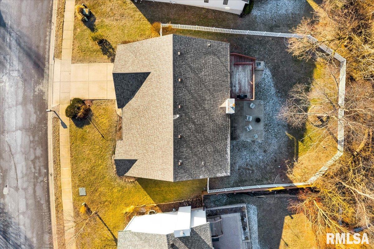 1721 West Geneva Road Peoria, IL 61615 - Photo 41 of 44