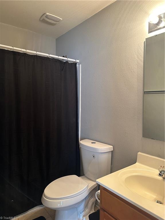 828 Jennifer Lane High Point, NC 27265 - Photo 20 of 21