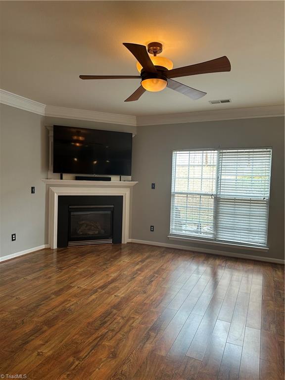 828 Jennifer Lane High Point, NC 27265 - Photo 4 of 21