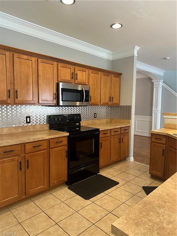 828 Jennifer Lane High Point, NC 27265 - Photo 9 of 21