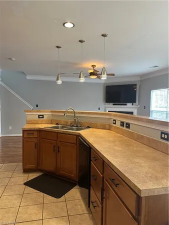 $2,400 | 828 Jennifer Lane, High Point, NC 27265