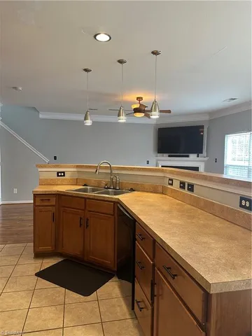 $2,100 | 828 Jennifer Lane, High Point, NC 27265