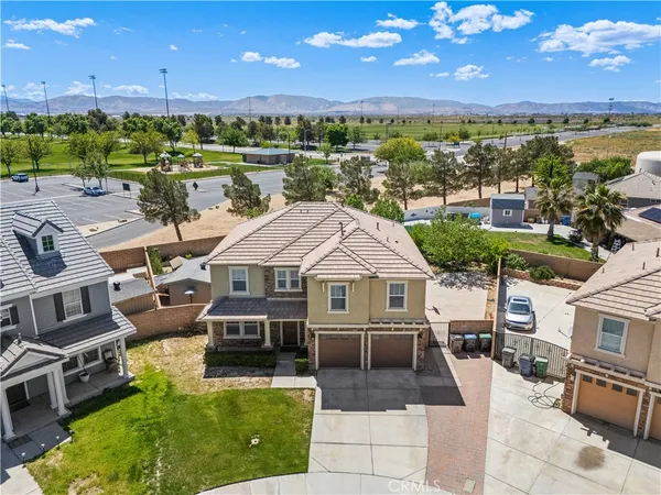 $574,999 | 43023 Artesia Court, Lancaster, CA 93535