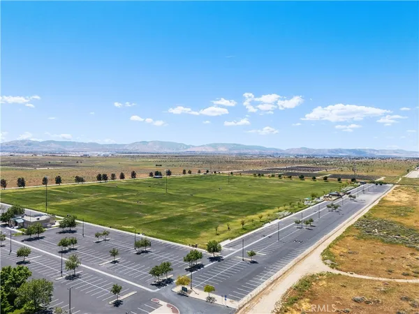 $574,999 | 43023 Artesia Court, Lancaster, CA 93535
