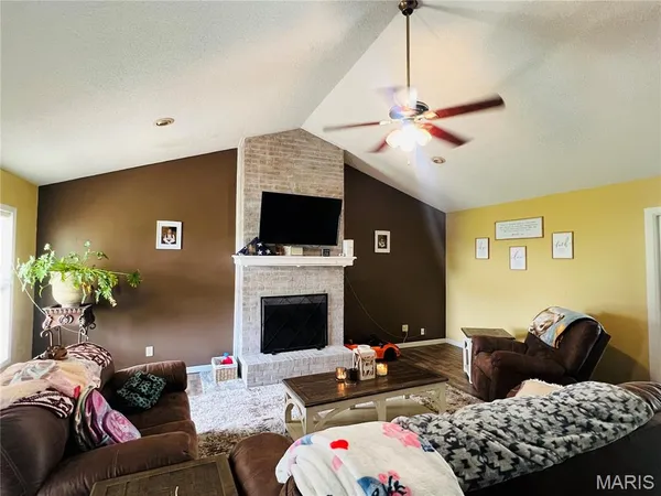 $229,000 | 506 State Hwy M, Steele, MO 63877