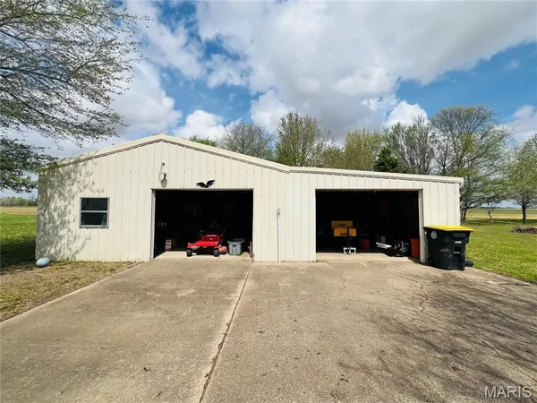 $229,000 | 506 State Hwy M, Steele, MO 63877