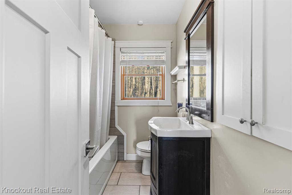 10277 Elms Road Birch Run, MI 48415 - Photo 16 of 29 Gallery Image 16