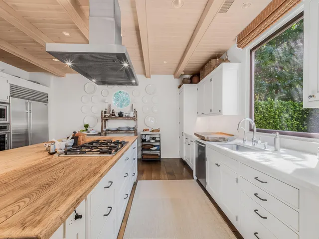 $12,500,000 | 2072 China Flat Road, Montecito, CA 93108