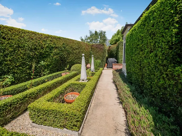 $12,500,000 | 2072 China Flat Road, Montecito, CA 93108