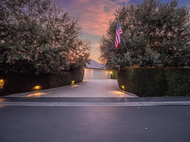 $12,500,000 | 2072 China Flat Road, Montecito, CA 93108