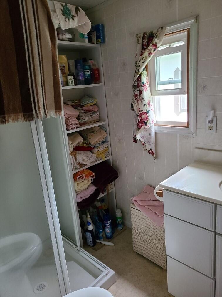 11963 Edray Road Cass, WV 24927 - Photo 10 of 29 Gallery Image 10