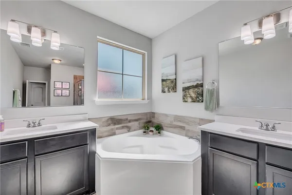 $595,595 | 5010 Fallen Tree Drive, Temple, TX 76502