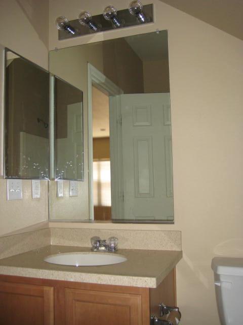 3763 East Sheffield Road Gilbert, AZ 85296 - Photo 8 of 9 Bath