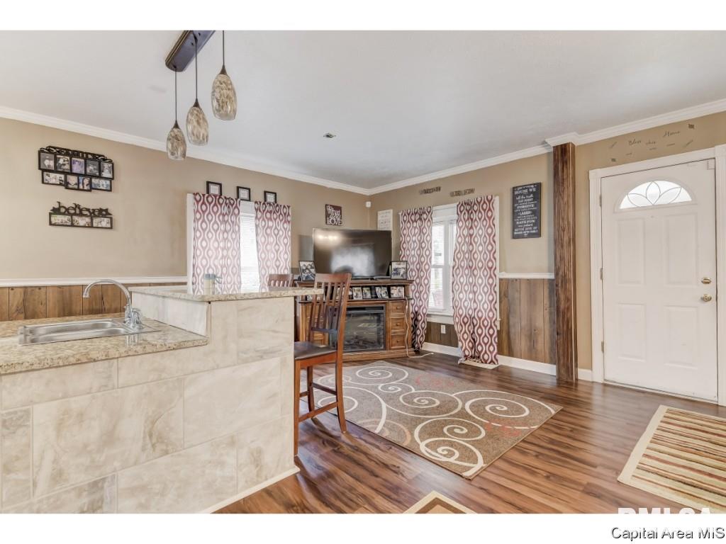 2161 Grandview Avenue Springfield, IL 62702 - Photo 9 of 22