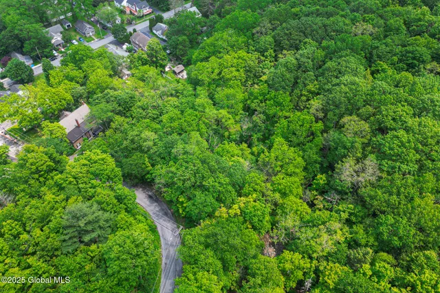 $179,900 | 102 Severson Avenue, Altamont, NY 12009