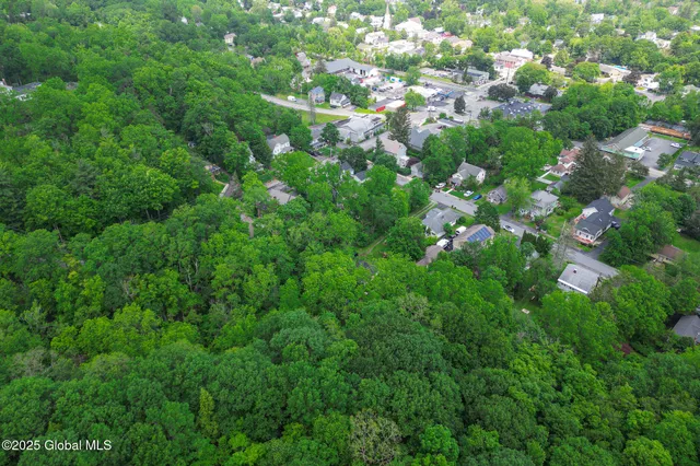 $179,900 | 102 Severson Avenue, Altamont, NY 12009