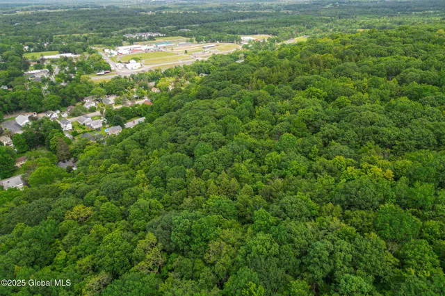 $179,900 | 102 Severson Avenue, Altamont, NY 12009