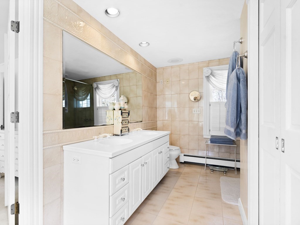 85 Glen Cross Road Wellesley, MA 02481 - Photo 24 of 37