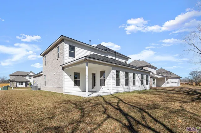 $459,070 | 21527 Yellow Fin Drive, Springfield, LA 70462