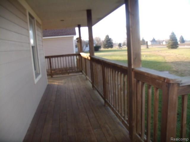 1969 Layton Road Fowlerville, MI 48836 - Photo 21 of 27 2014 307.jpg