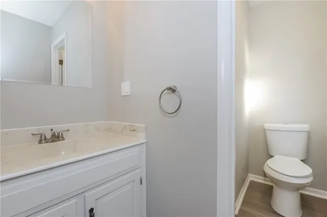 $2,145 | 3025 South 14th Street, Leavenworth, KS 66048