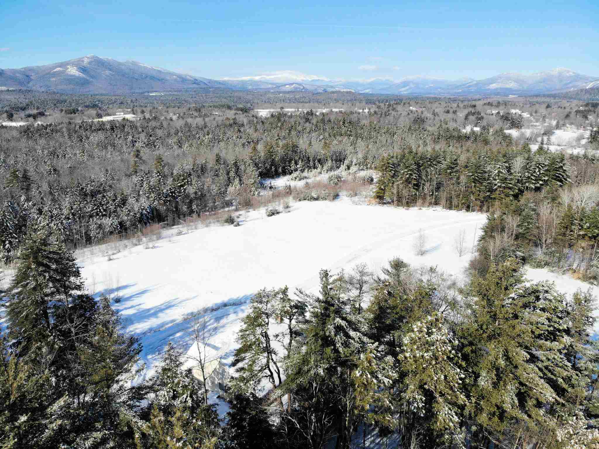 228 Tasker Hill Road Conway, NH 03818 - Photo 5 of 38