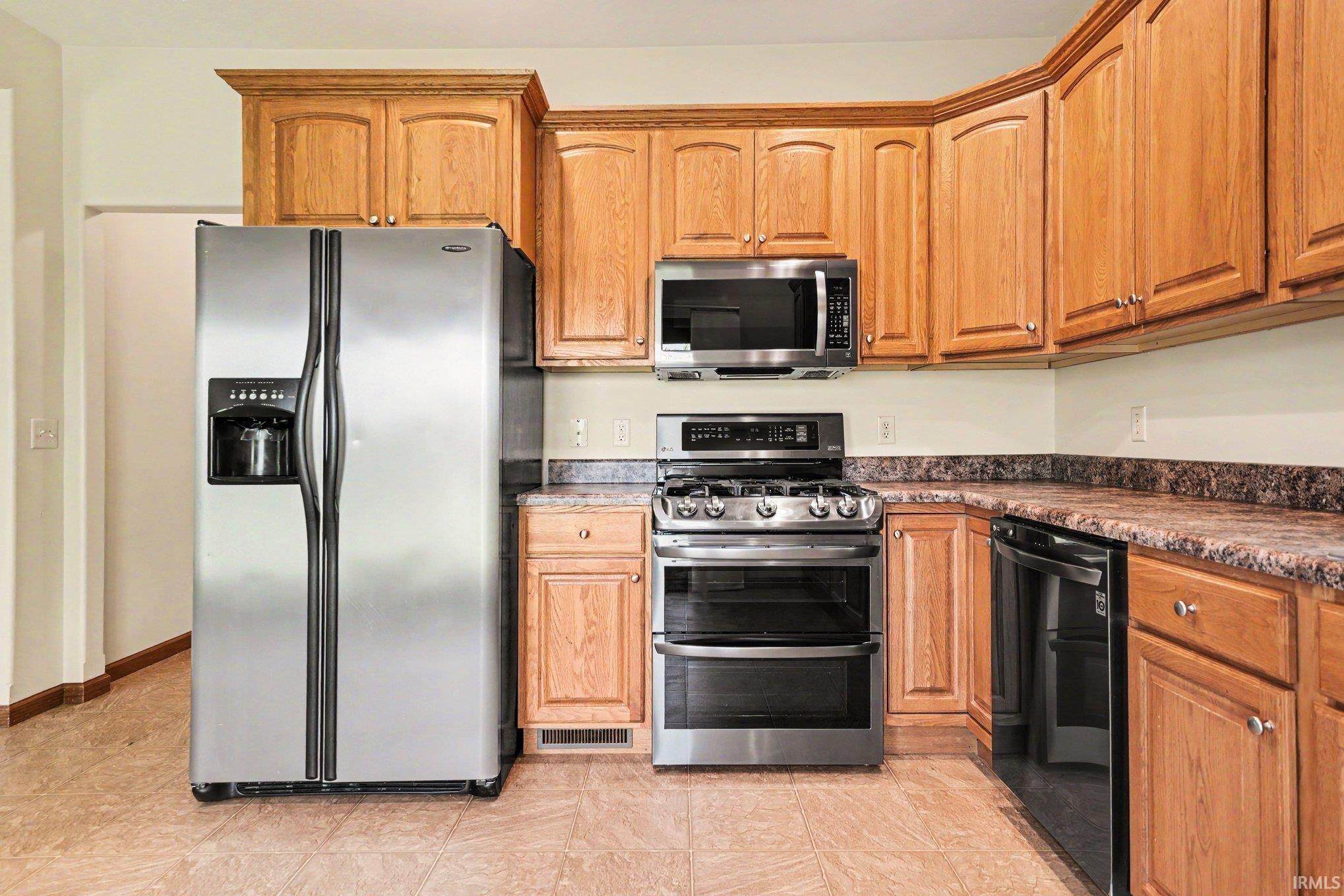 2802 East St Andrews Road South Winona Lake, IN 46590 - Photo 13 of 25