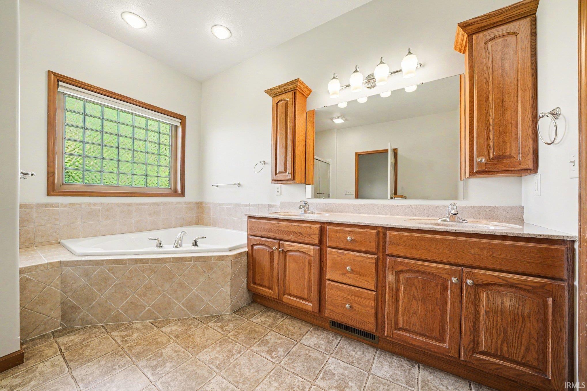 2802 East St Andrews Road South Winona Lake, IN 46590 - Photo 17 of 25