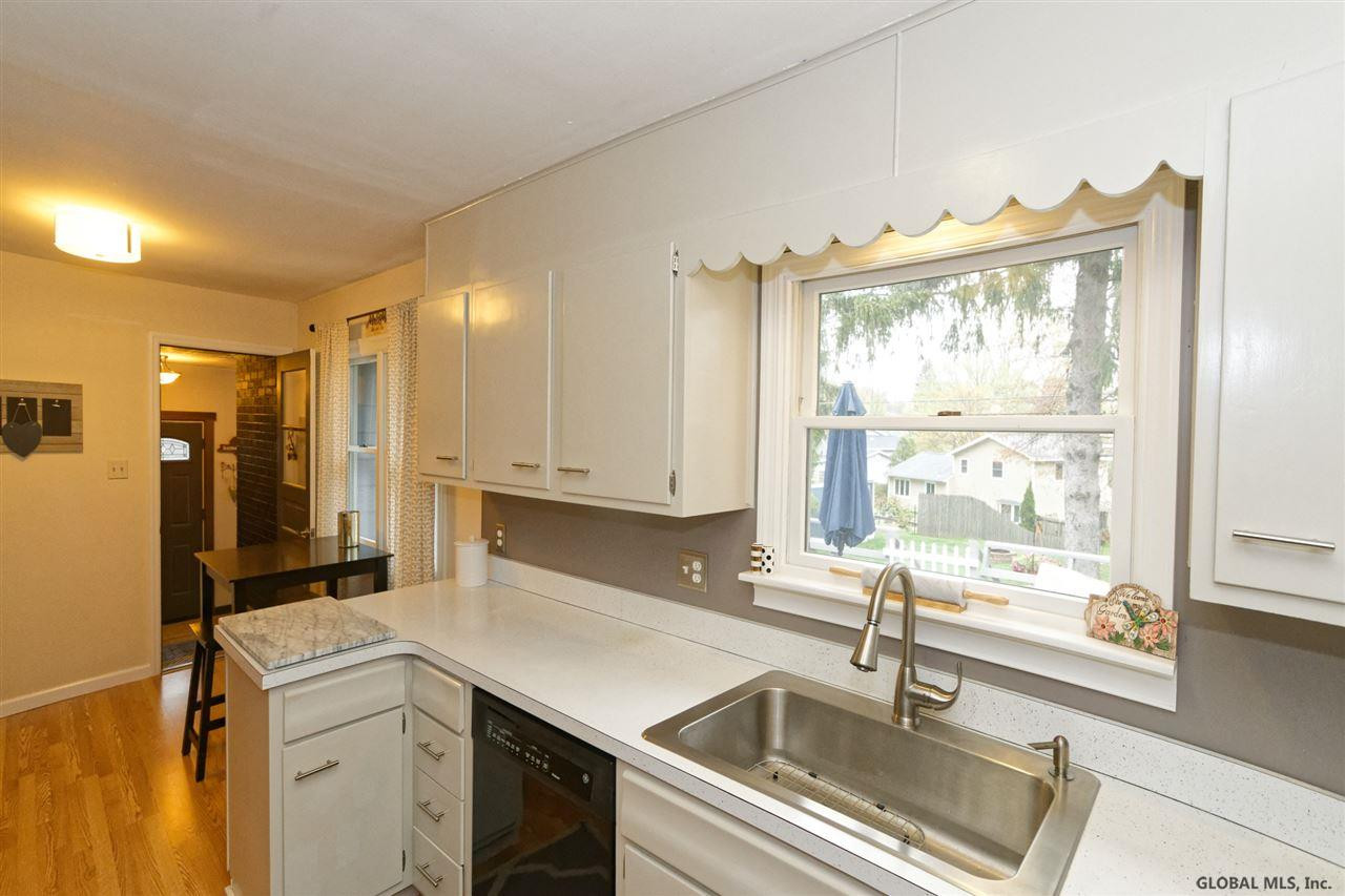 14 Starlight Road Colonie, NY 12110 - Photo 17 of 37 Photo 17