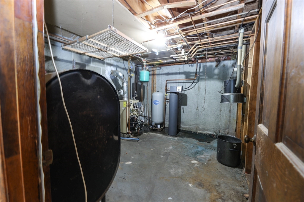329 Woodside Road Barnstable, MA 02668 - Photo 18 of 26 a utility room with dryer and washer