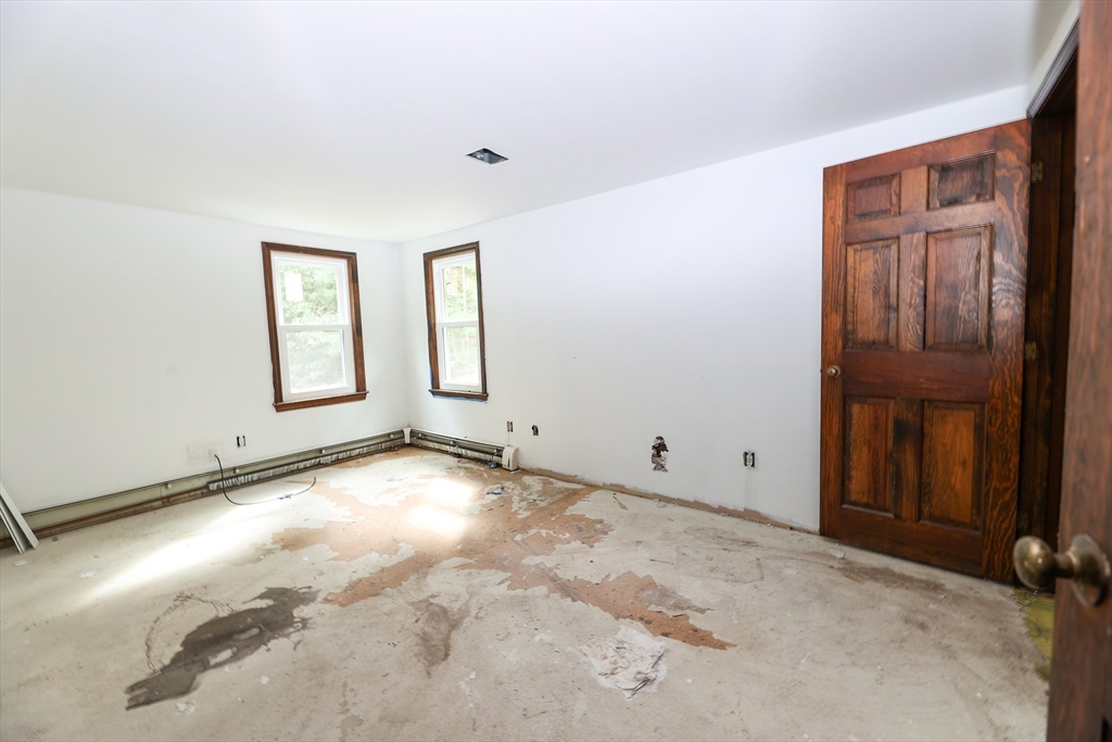 329 Woodside Road Barnstable, MA 02668 - Photo 9 of 26