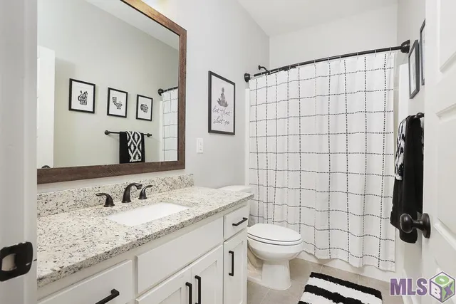 $383,000 | 9630 South Creek Drive, Denham Springs, LA 70726