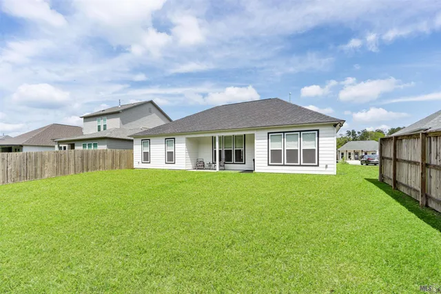 $383,000 | 9630 South Creek Drive, Denham Springs, LA 70726