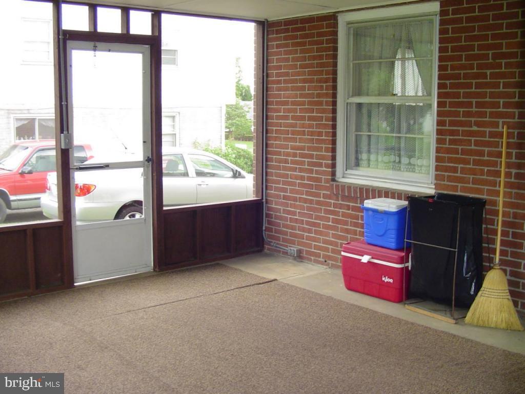 1795 Hemlock Road Lancaster, PA 17603 - Photo 5 of 21 Gallery Image 5