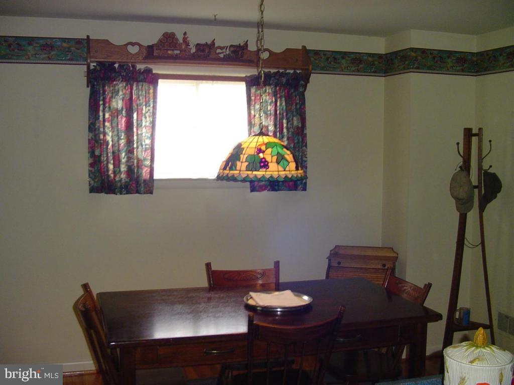 1795 Hemlock Road Lancaster, PA 17603 - Photo 10 of 21 Gallery Image 10