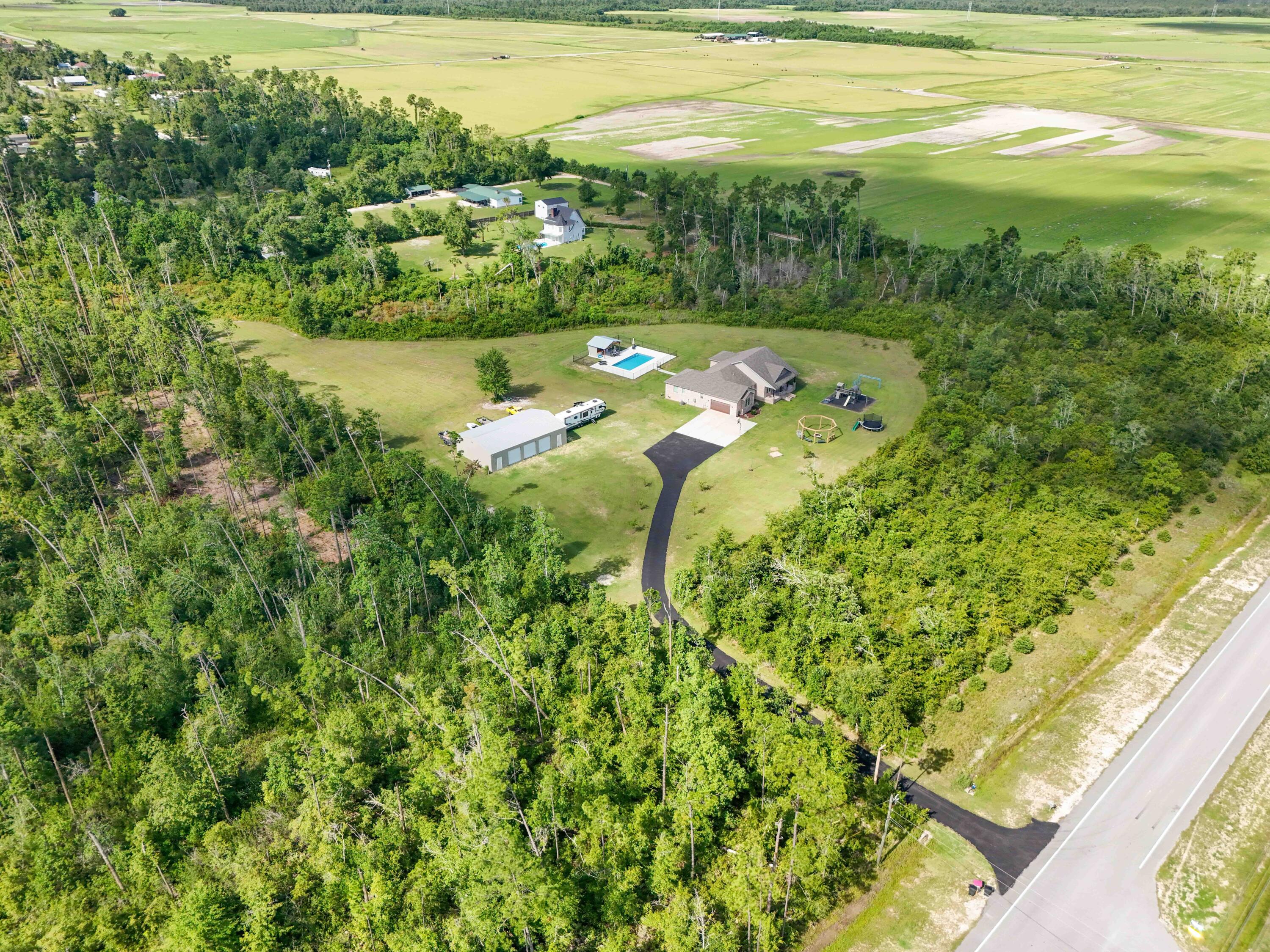 2750 Edwards Road Southport, FL 32409 - Photo 8 of 60 DJI_20240708092710_0011_D-Edit