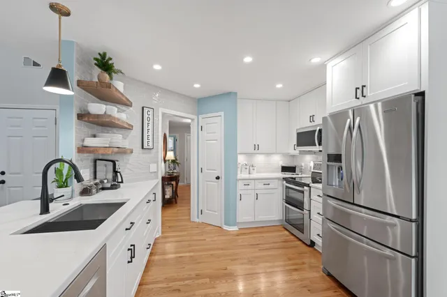 $428,000 | 3 South Penobscot Court, Simpsonville, SC 29681