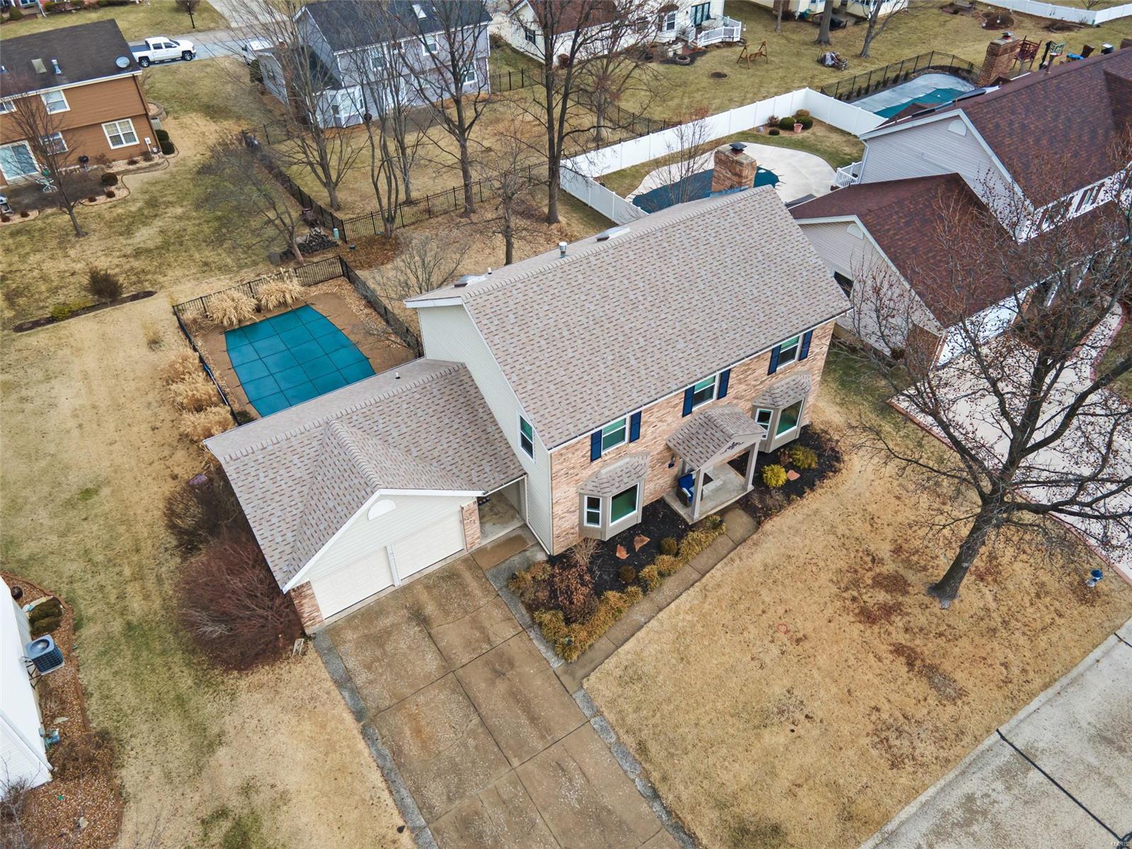23 Connemara Road St. Peters, MO 63376 - Photo 3 of 43