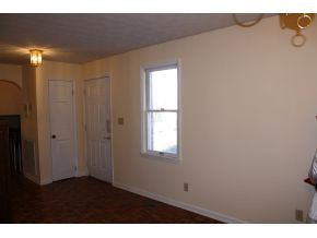 208 Old Siam Road Elizabethton, TN 37643 - Photo 7 of 10 Photo 7