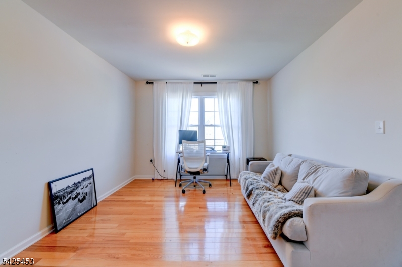 26 Pine Lane Springfield, NJ 07081 - Photo 15 of 20