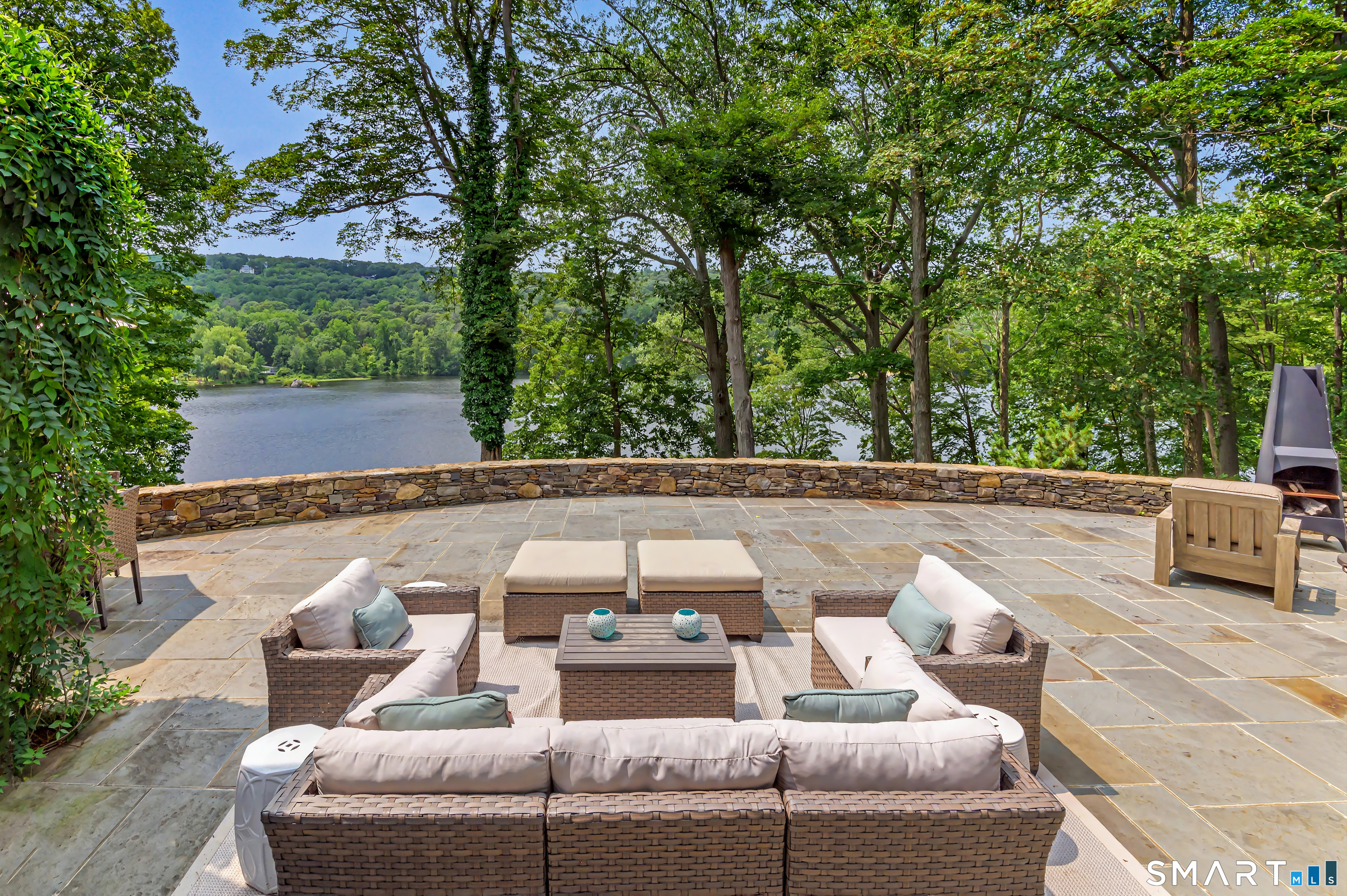 25 Pond Road Ridgefield, CT 06877 - Photo 4 of 40