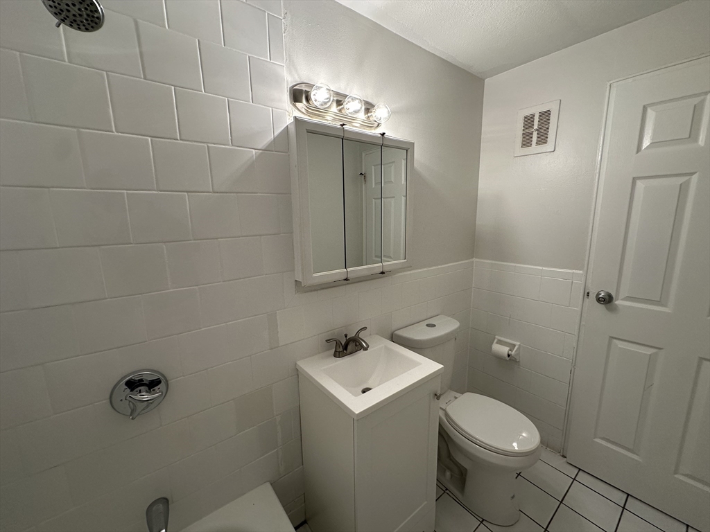 32 Annese Road, Unit 7 Chelsea, MA 02150 - Photo 14 of 14