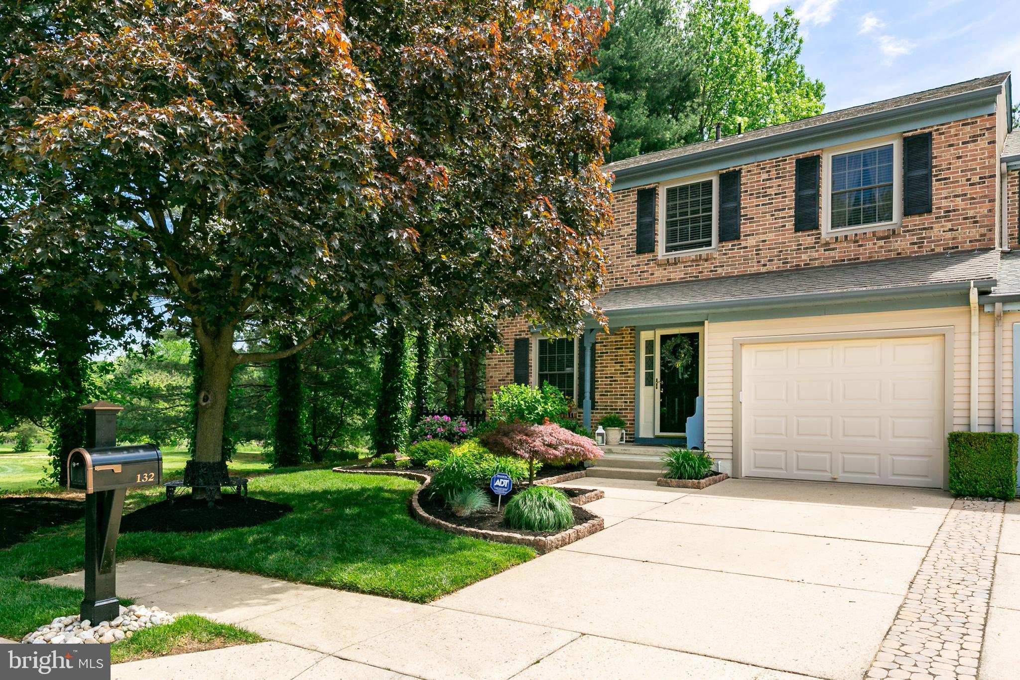 132 Farnwood Road Mount Laurel, NJ 08054 - Photo 1 of 37