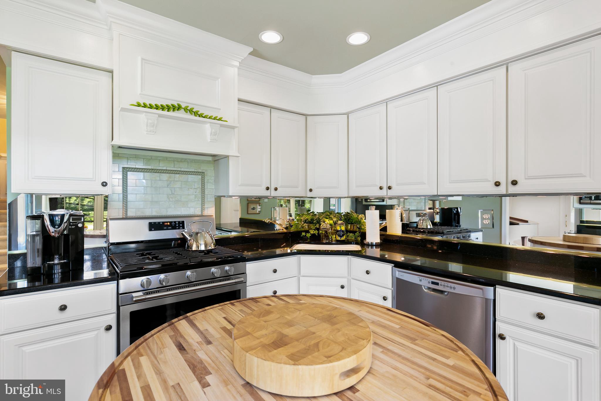 132 Farnwood Road Mount Laurel, NJ 08054 - Photo 9 of 37