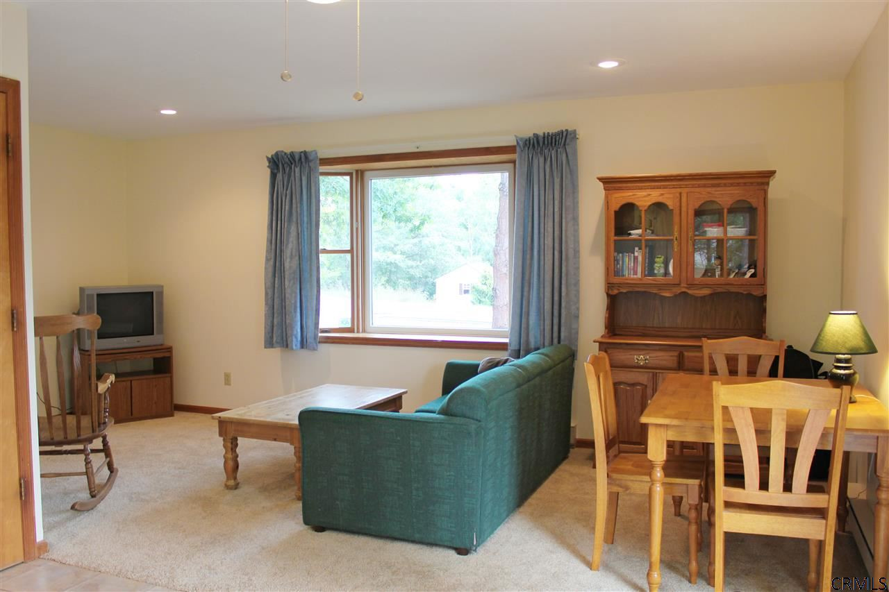 51 Smoke Ridge Road Queensbury, NY 12804 - Photo 17 of 21 Apartment living room
